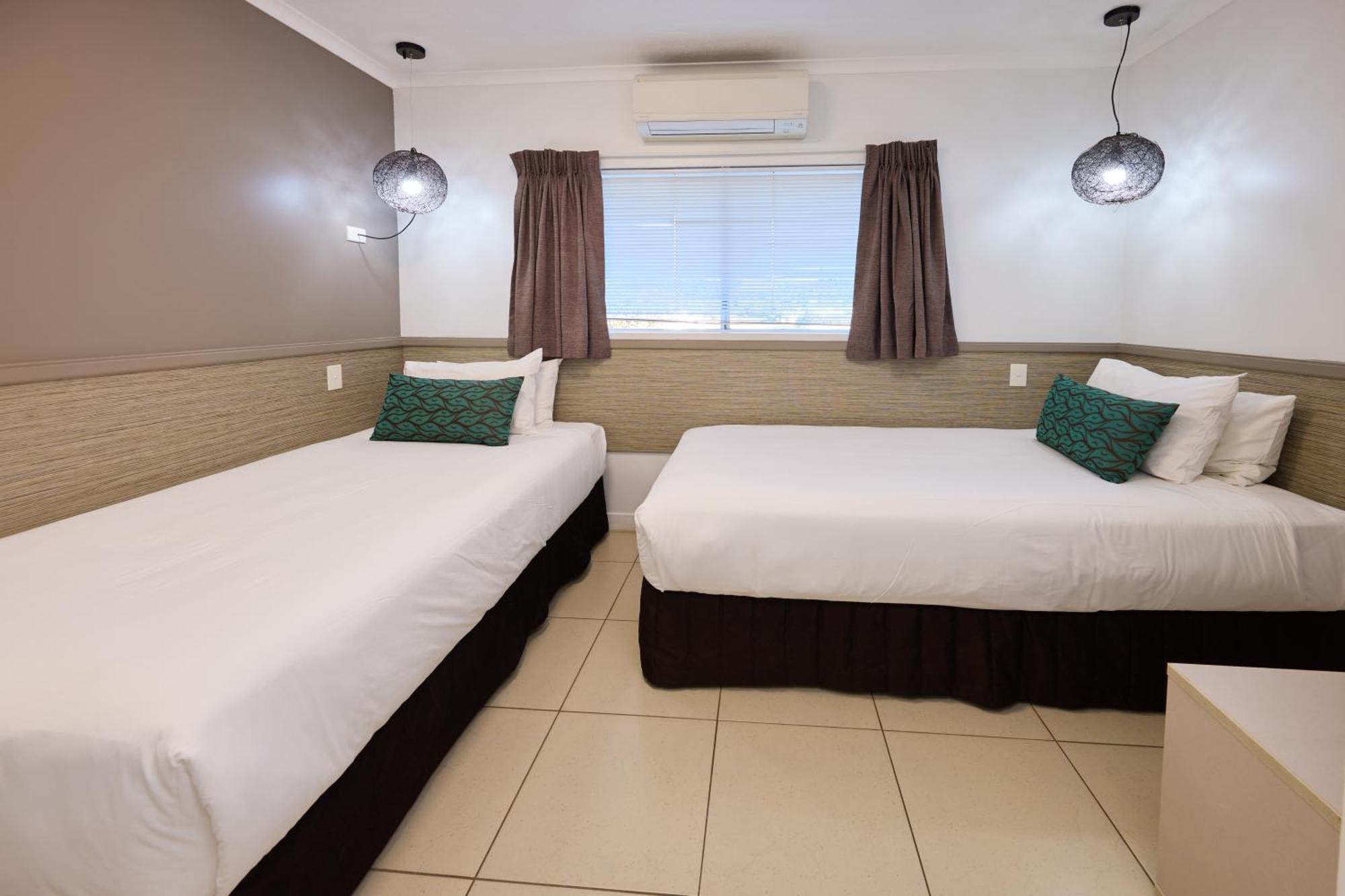 Castaways Resort & Spa On Mission Beach Esterno foto