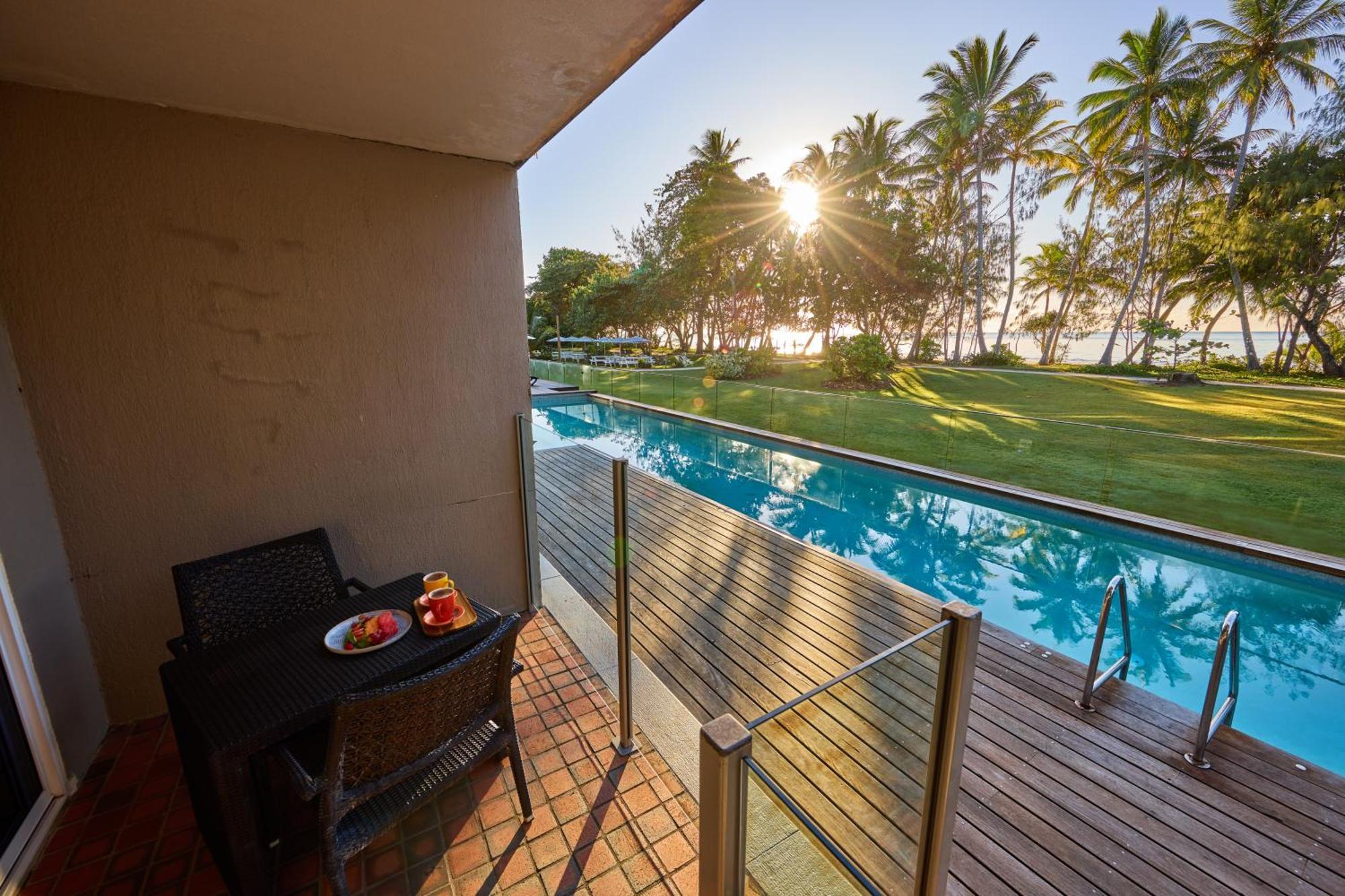Castaways Resort & Spa On Mission Beach Esterno foto